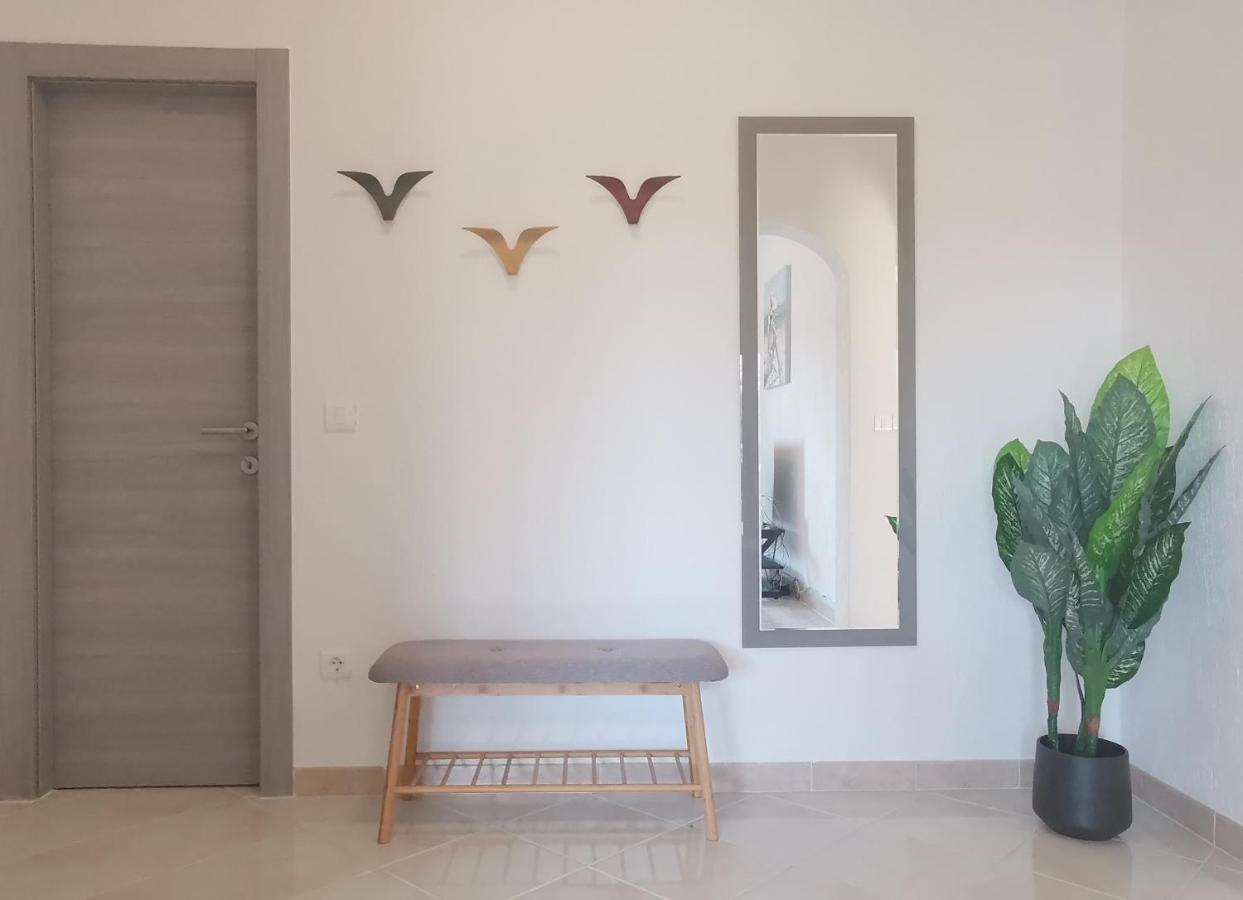 Apartment Pineta With Terrace & Park Wood View Pula Extérieur photo