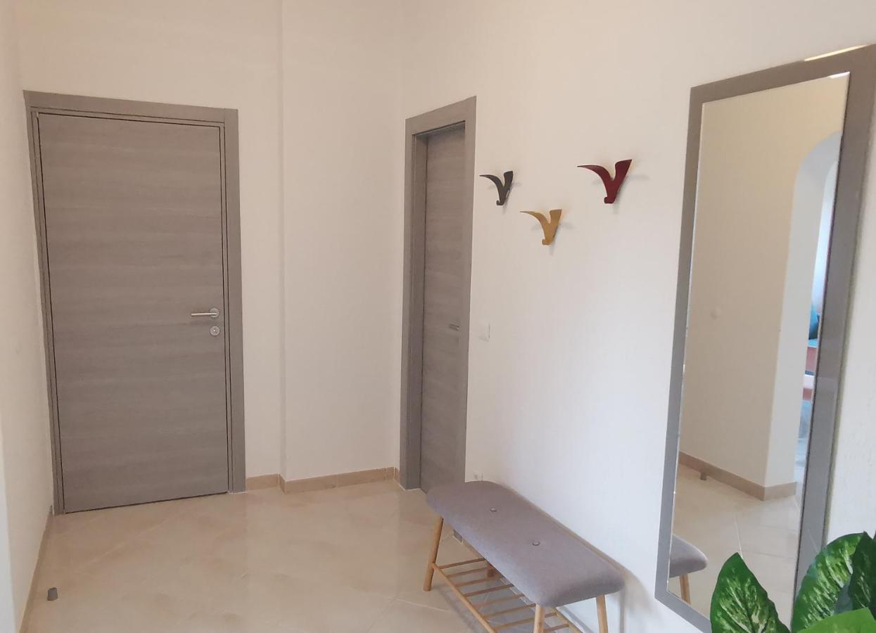 Apartment Pineta With Terrace & Park Wood View Pula Extérieur photo
