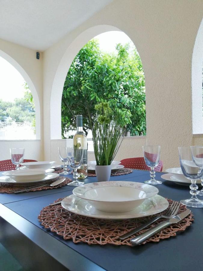 Apartment Pineta With Terrace & Park Wood View Pula Extérieur photo